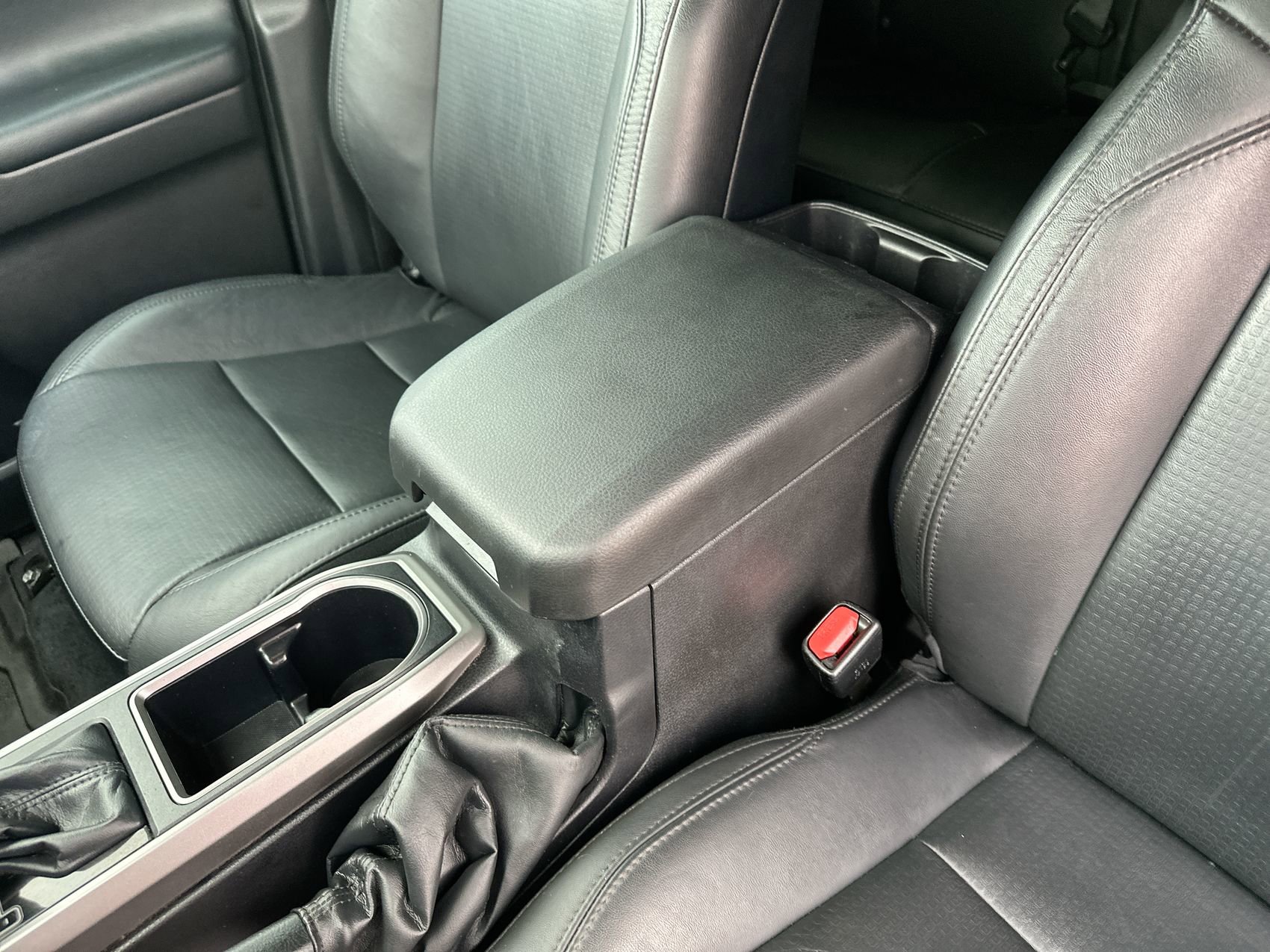 Used 2022 Toyota Tacoma Limited RWD image 21
