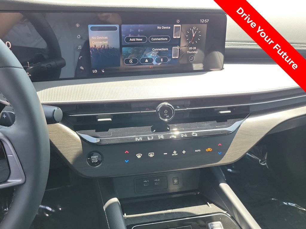 Certified 2025 Nissan Murano SV FWD image 13