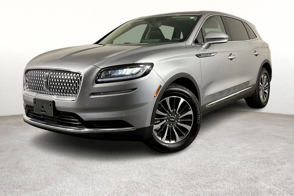 Used 2023 Lincoln Nautilus Reserve image 15