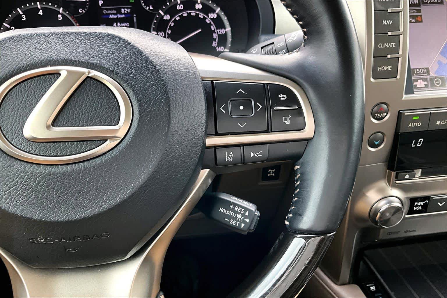 Used 2021 Lexus GX 460 Luxury w/ Accessory Package AWD/4WD image 25