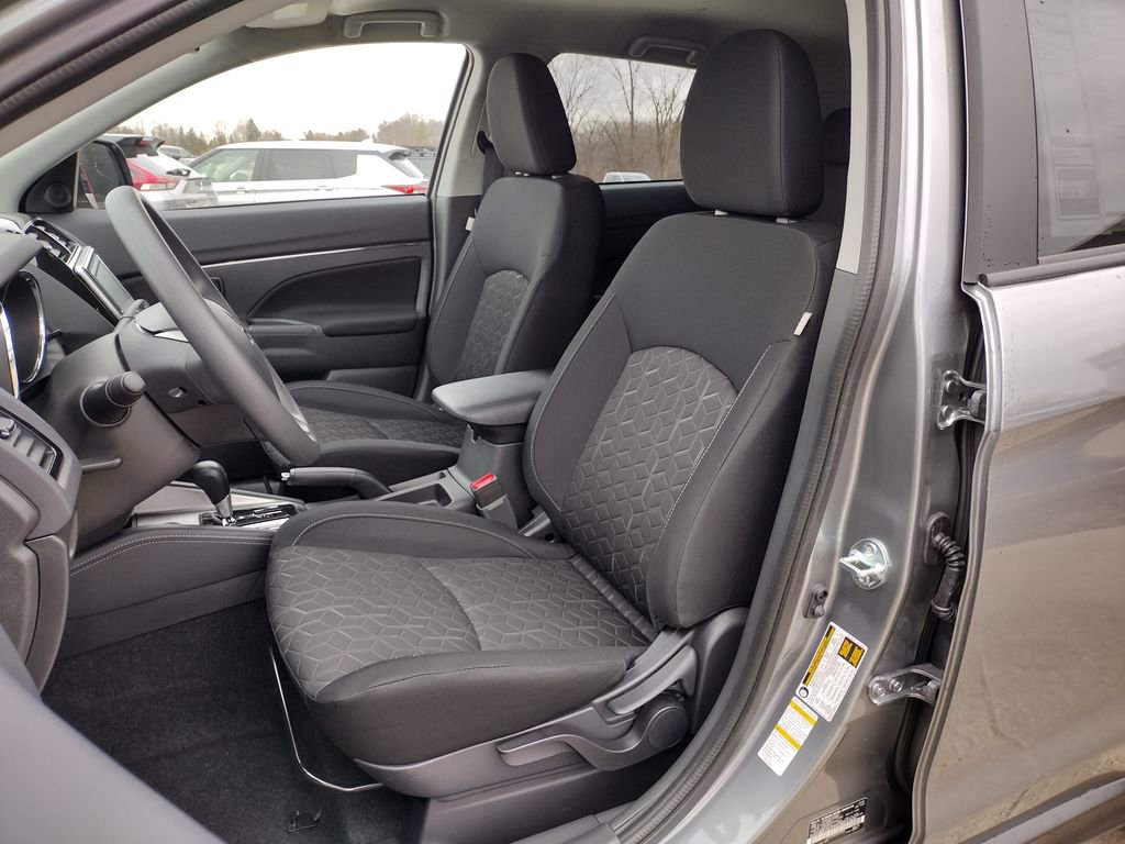 New 2026 Mitsubishi Outlander Sport ES image 6