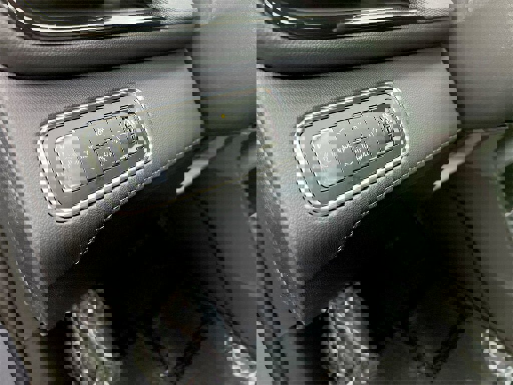 New 2026 Buick Enclave Sport Touring image 16