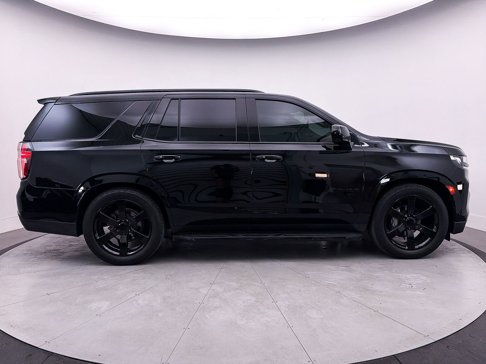 Used 2021 Chevrolet Tahoe RST RWD image 41