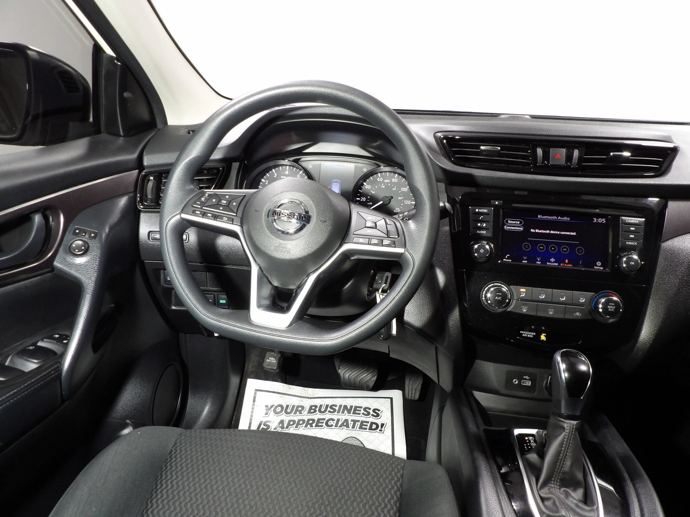 Used 2022 Nissan Rogue Sport S FWD image 12