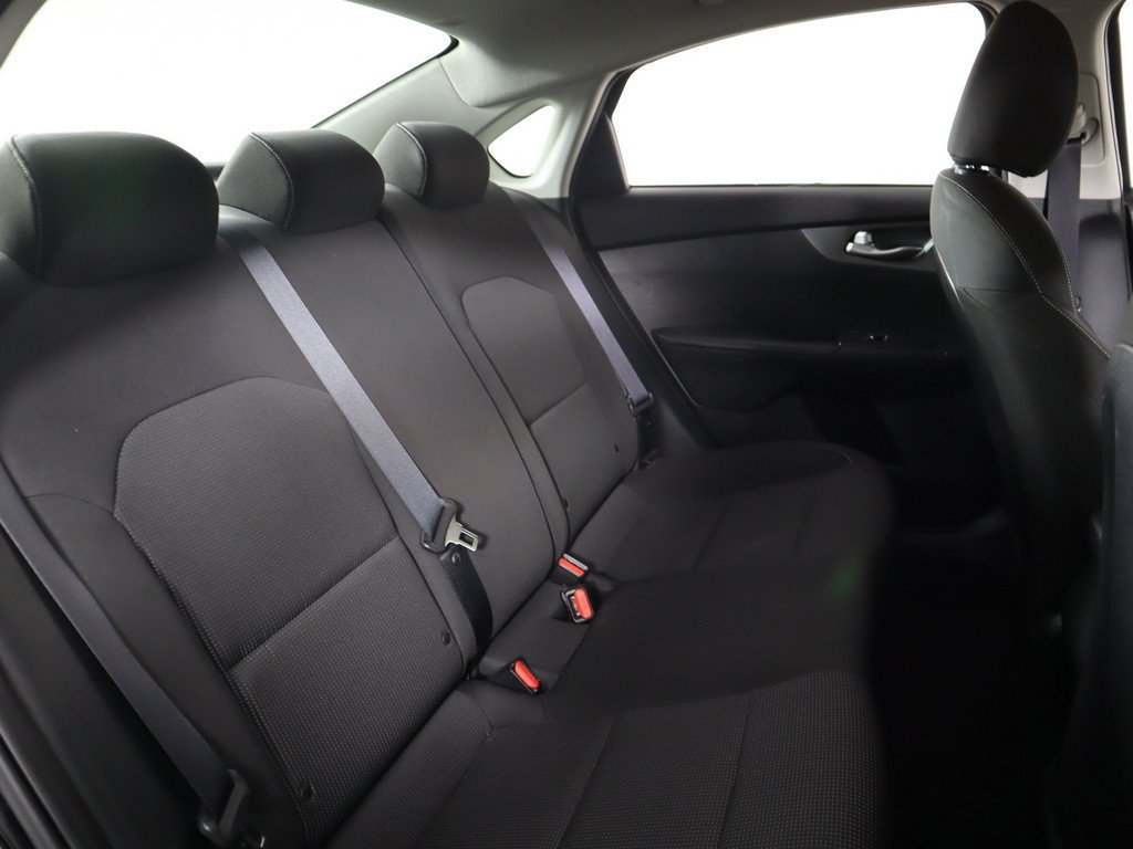 Used 2020 Kia Forte LXS FWD image 30