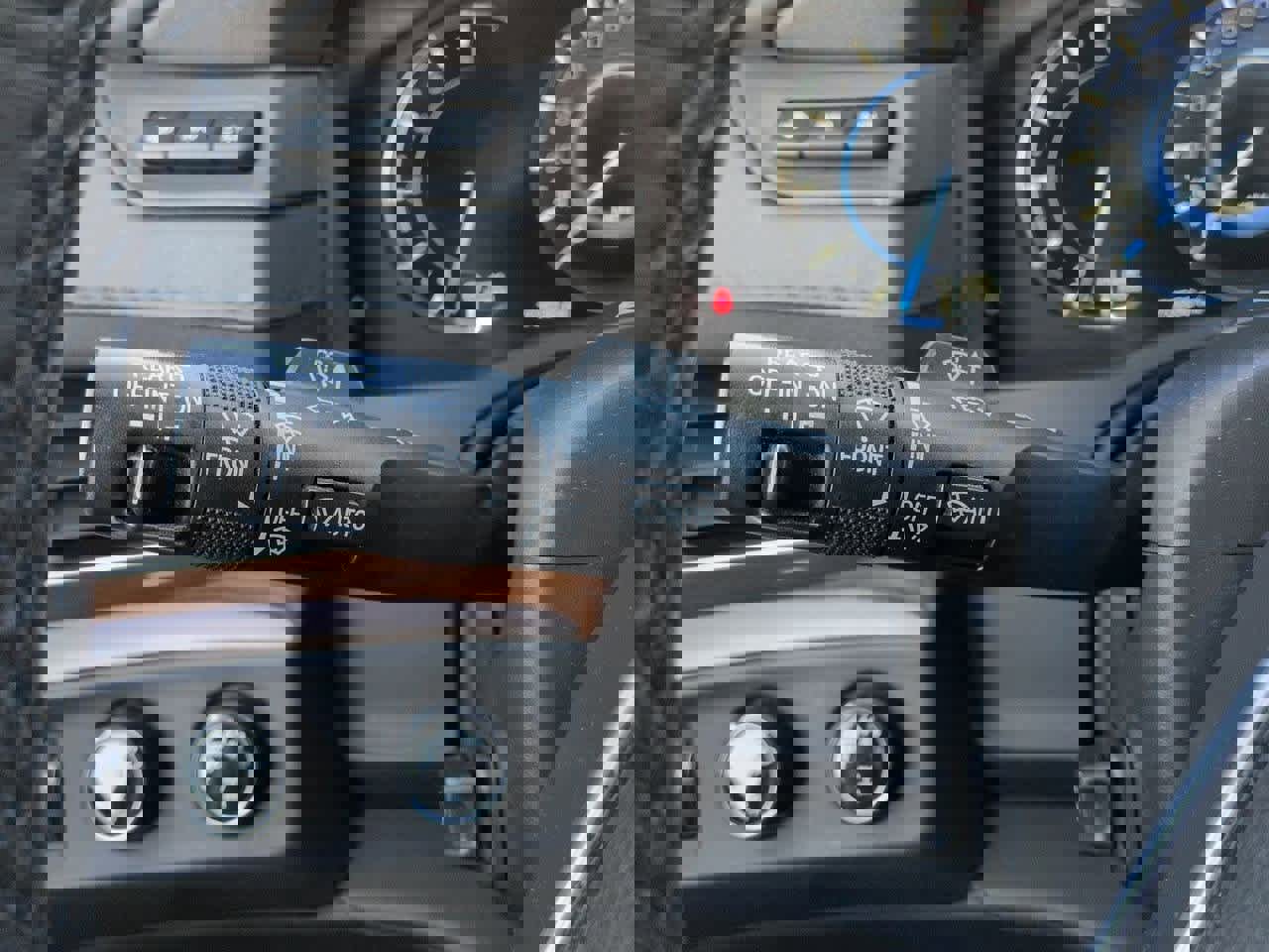 Used 2020 Cadillac Escalade Luxury image 28