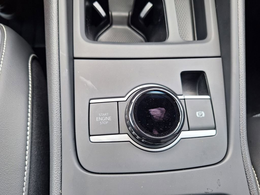 New 2026 Volkswagen Tiguan SE R-Line image 17