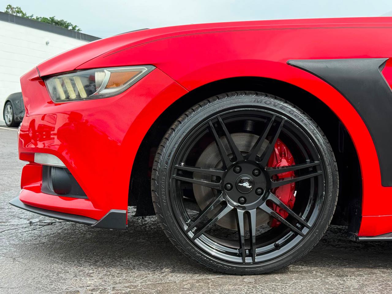 Used 2016 Ford Mustang GT RWD image 25