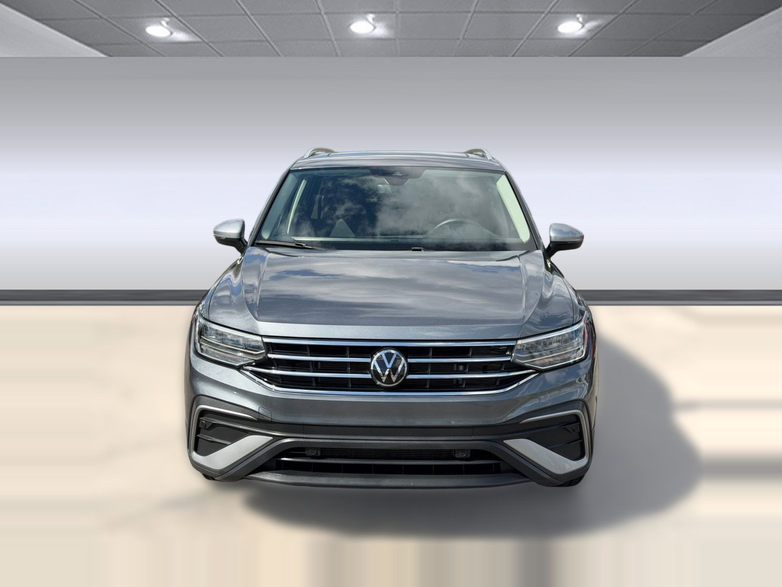 Used 2024 Volkswagen Tiguan Wolfsburg Edition image 6