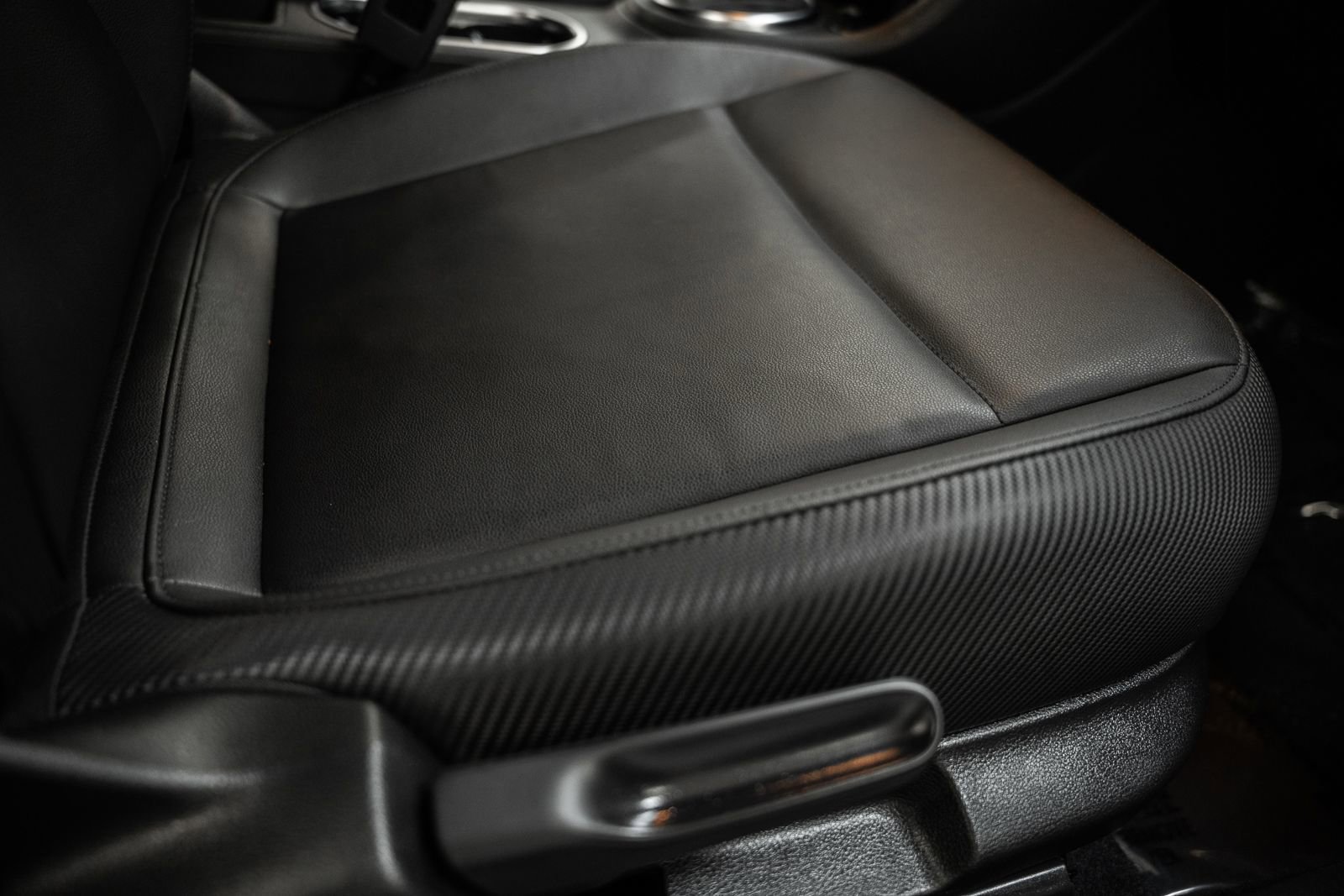 Used 2014 Volkswagen Beetle 2.5 image 33