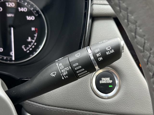 Used 2022 Cadillac XT5 Premium Luxury image 26