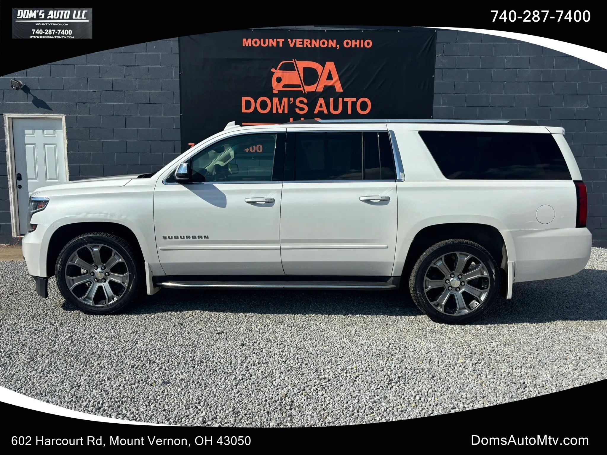 Used 2017 Chevrolet Suburban Premier AWD/4WD image 1