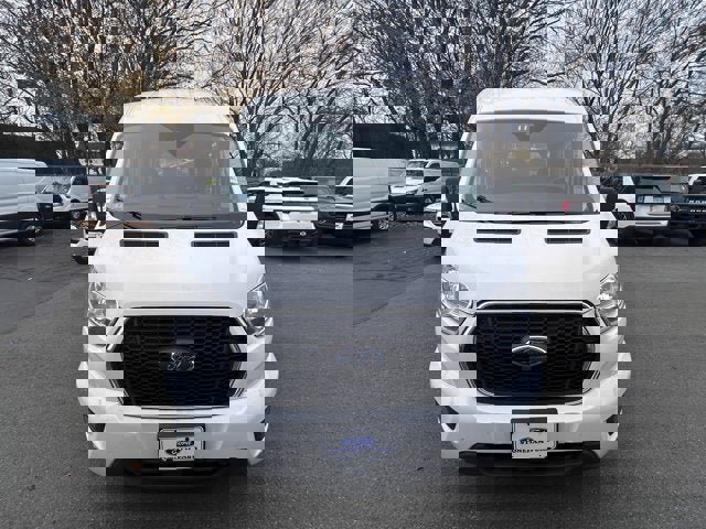 Used 2021 Ford Transit 350 XLT image 2