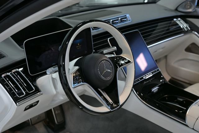 Used 2024 Mercedes-Benz Maybach S 680 Maybach S 680 4MATIC Sedan image 25