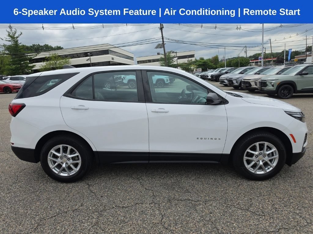Used 2024 Chevrolet Equinox LS FWD image 2