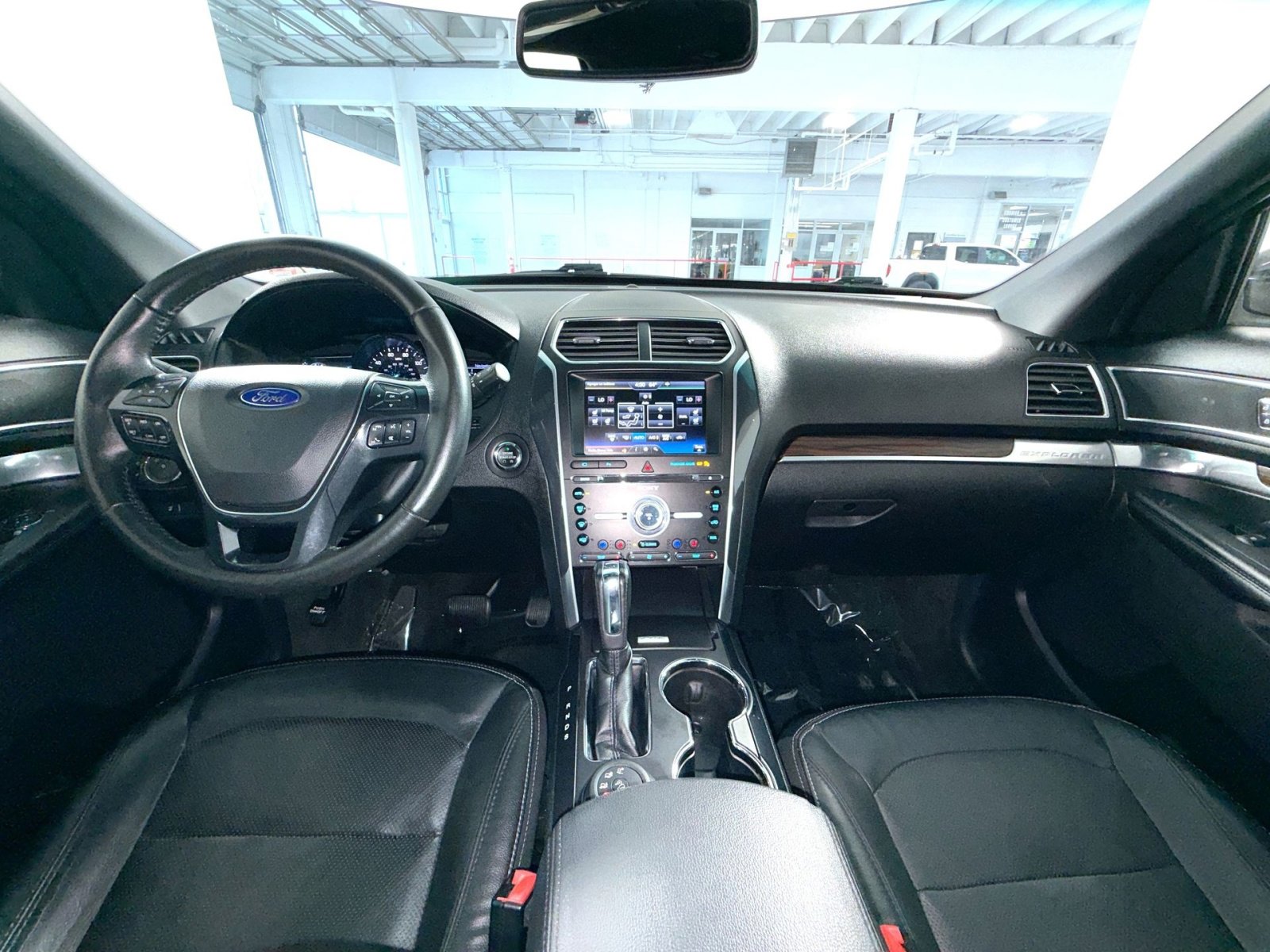 Used 2016 Ford Explorer Limited AWD/4WD image 23