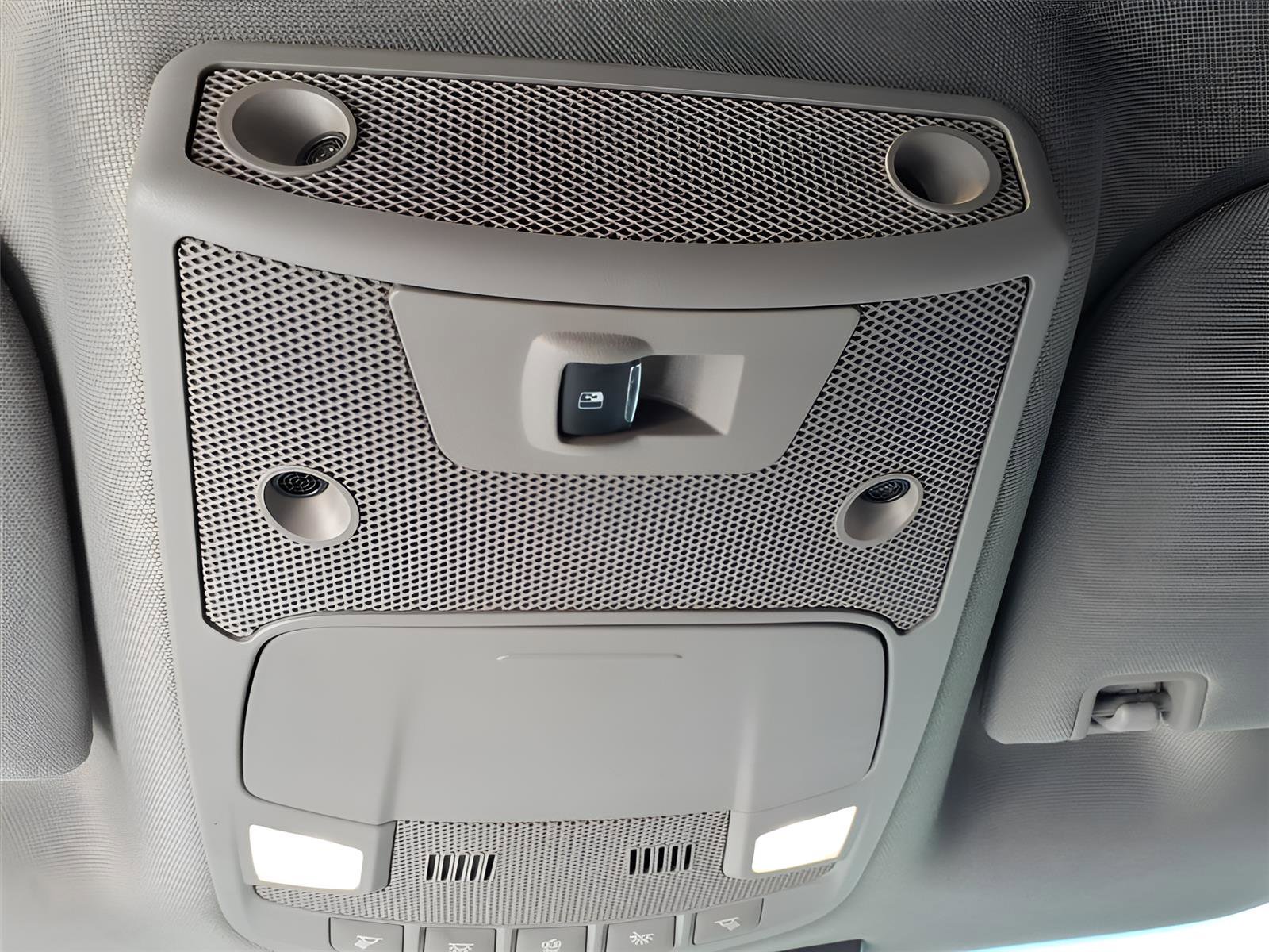 Used 2018 Ford F150 Lariat w/ Equipment Group 502A Luxury image 26