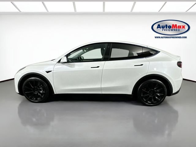 Used 2022 Tesla Model Y Long Range image 9