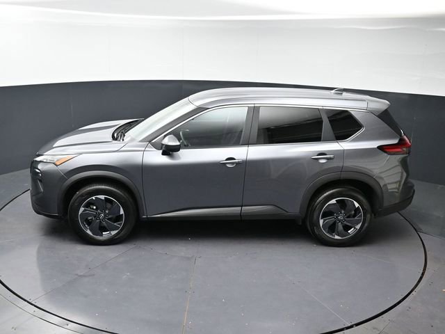 Used 2025 Nissan Rogue SV AWD/4WD image 41