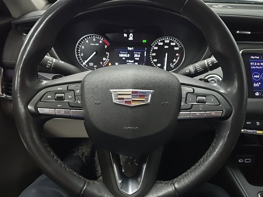 Used 2023 Cadillac XT4 Luxury w/ Cold Weather Package image 19
