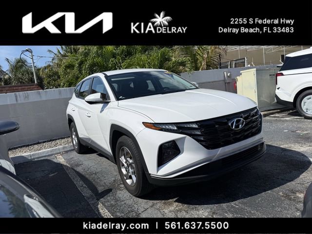 Used 2023 Hyundai Tucson SE image 1