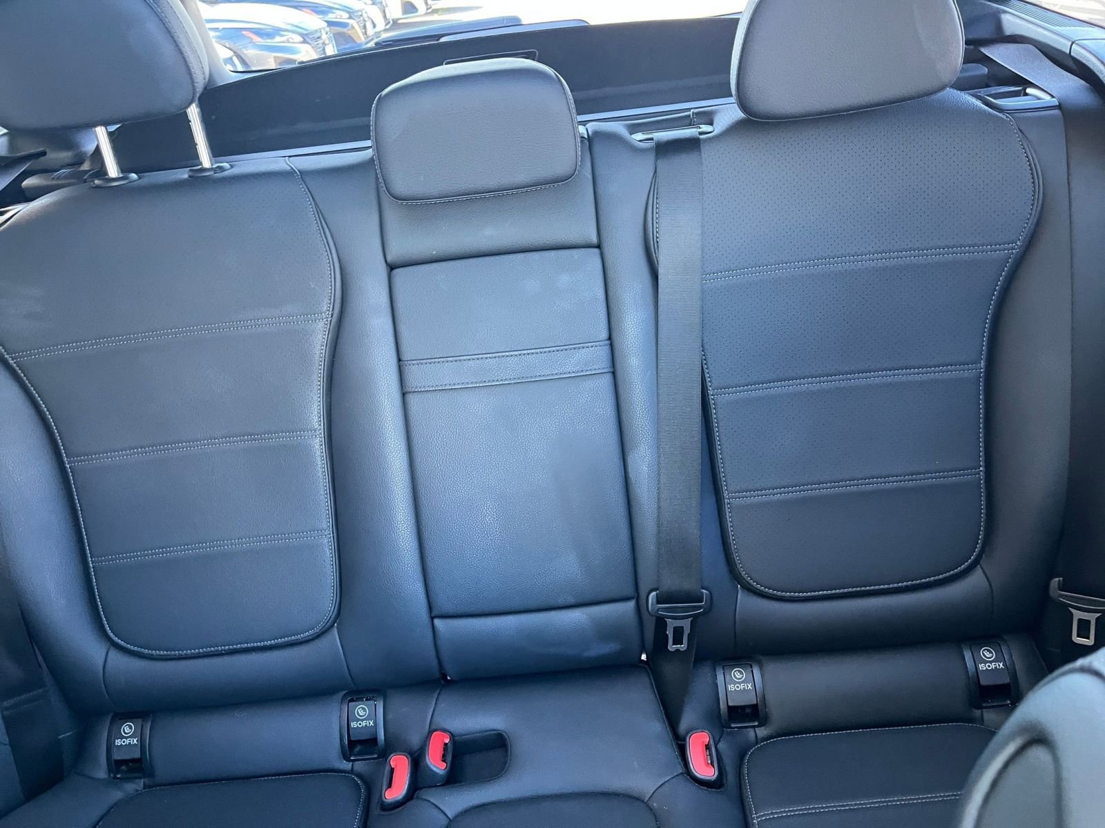 Used 2024 Mercedes-Benz GLC 300 GLC 300 image 40