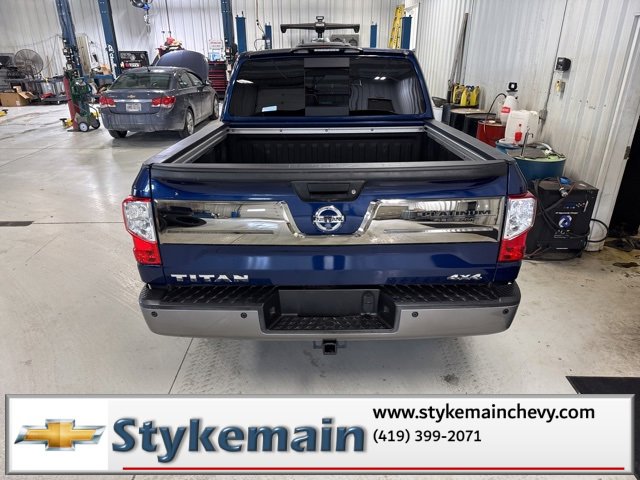 Used 2017 Nissan Titan Platinum Reserve image 11