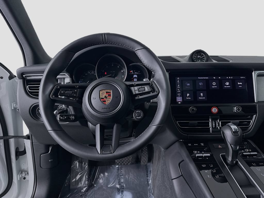 New 2025 Porsche Macan AWD/4WD image 25