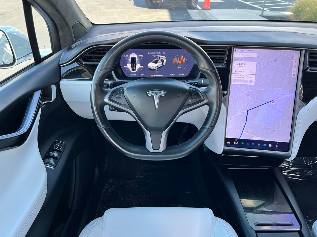 Used 2021 Tesla Model X Long Range image 13