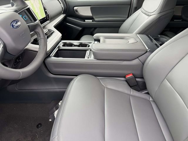 New 2026 Ford Expedition Active RWD image 16