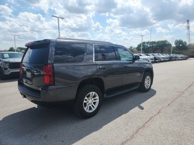 Used 2015 Chevrolet Tahoe LS RWD image 3