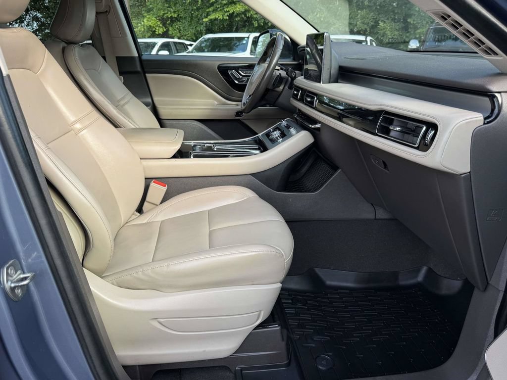 Used 2021 Lincoln Aviator AWD w/ Elements Package image 15