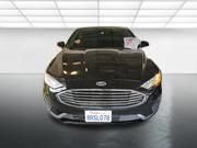 Used 2020 Ford Fusion SE FWD image 2