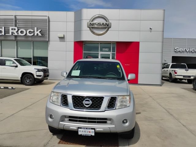 Used 2012 Nissan Pathfinder SV AWD/4WD image 2