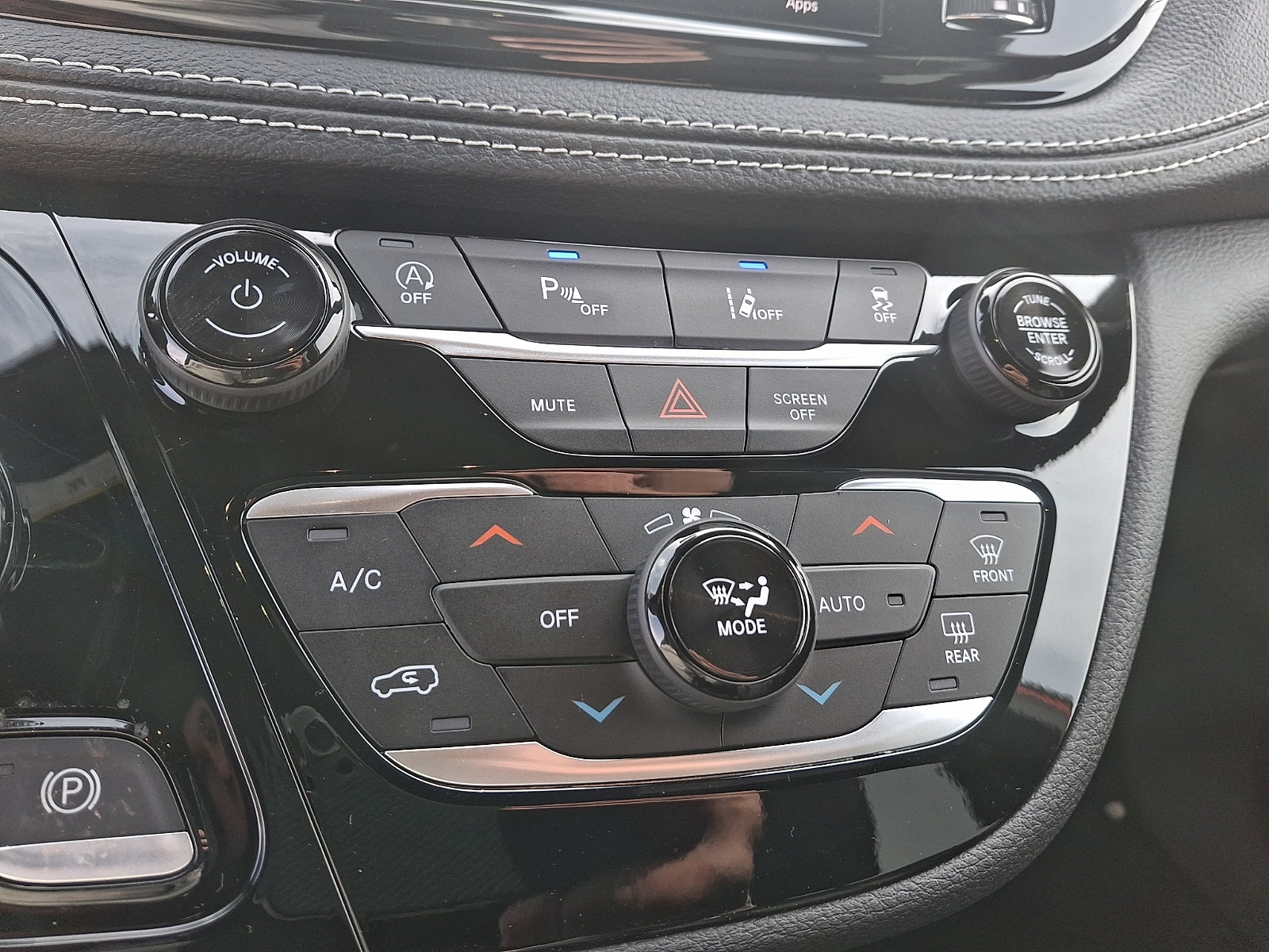 New 2026 Chrysler Pacifica Select FWD image 13