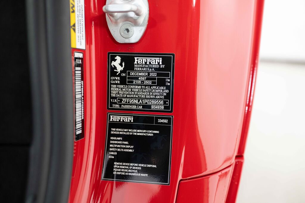 Used 2023 Ferrari SF90 Stradale image 29