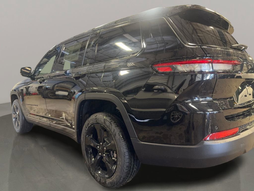 New 2025 Jeep Grand Cherokee L Altitude image 7