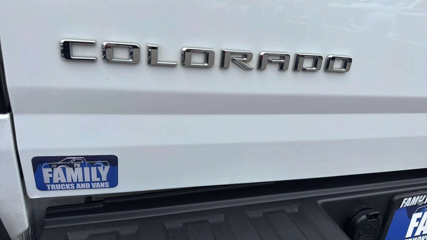 Used 2022 Chevrolet Colorado W/T w/ WT Convenience Package AWD/4WD image 22