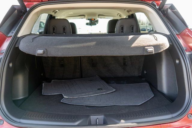 Used 2022 Buick Encore GX Select w/ Sport Touring Package FWD image 11