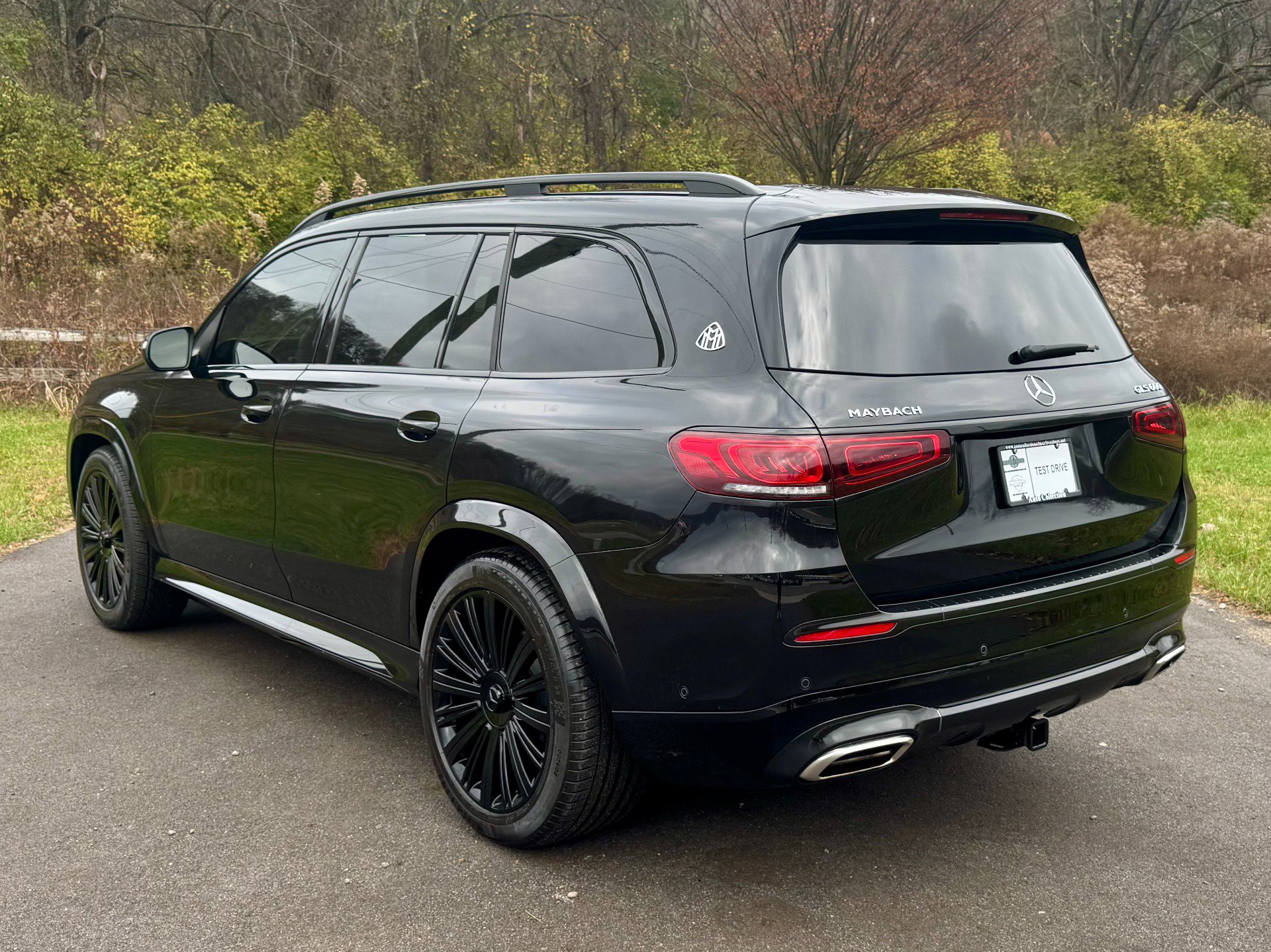 Used 2023 Mercedes-Benz Maybach GLS 600 4MATIC image 4