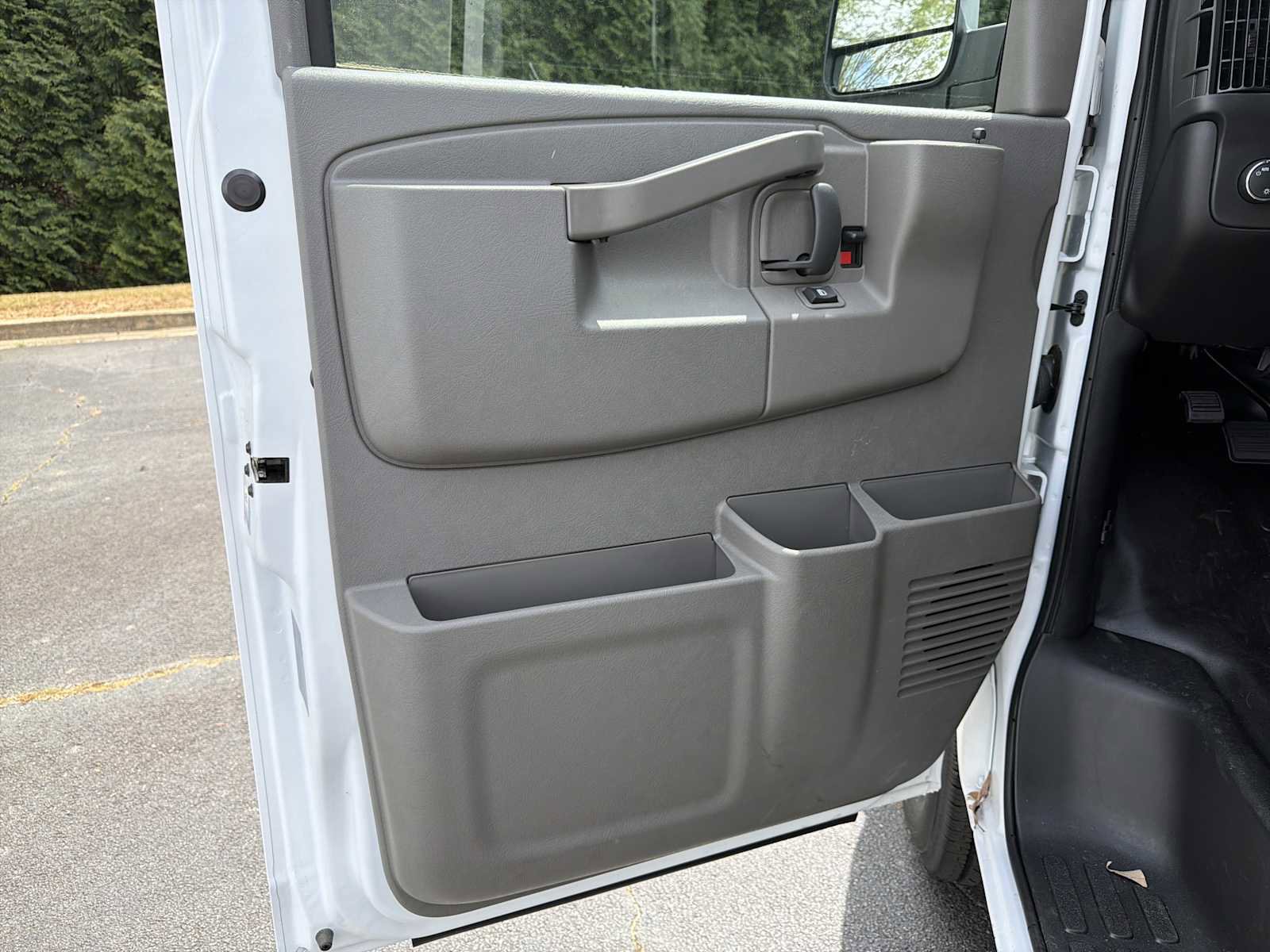 New 2025 GMC Savana 2500 w/ Driver Convenience Package image 8