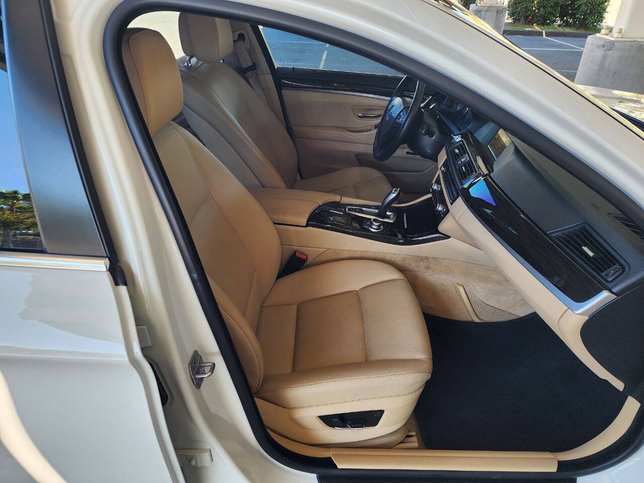 Used 2013 BMW 528i Sedan RWD image 11