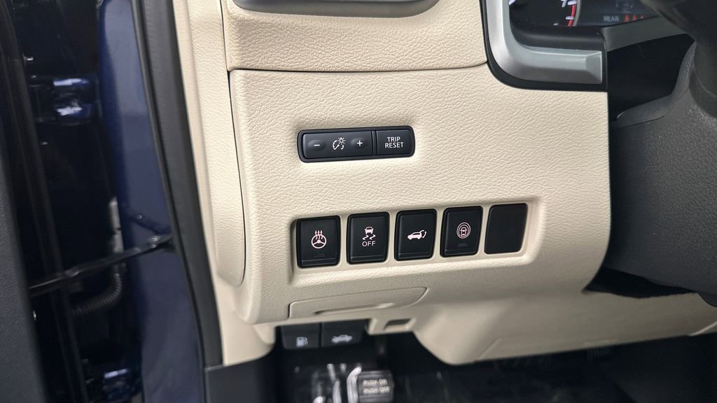 Certified 2024 Nissan Murano SL image 32