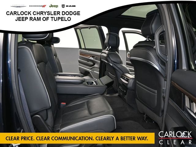 Used 2023 Jeep Grand Wagoneer L Series II AWD/4WD image 30