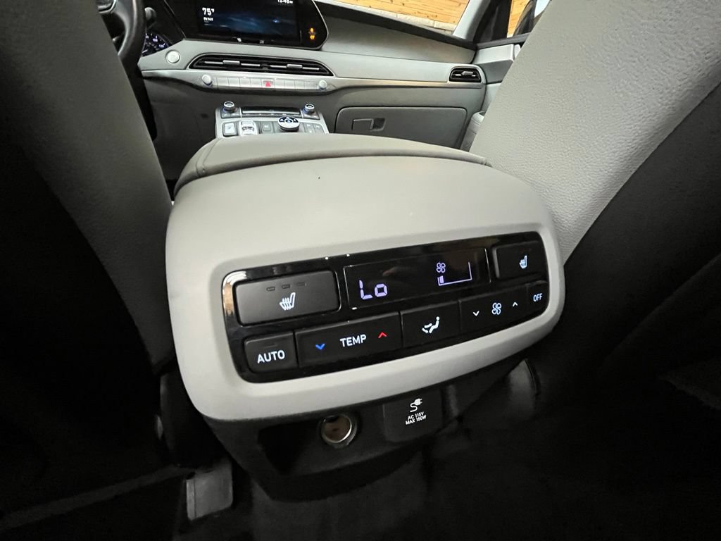 Used 2021 Hyundai Palisade SEL w/ Premium Package AWD/4WD image 43