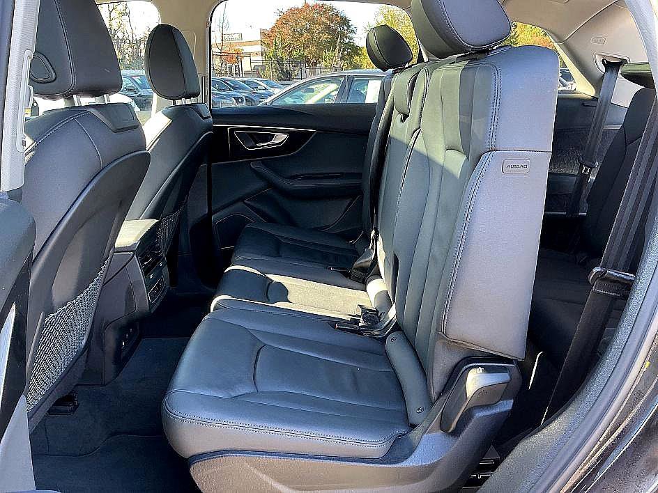 Used 2024 Audi Q7 2.0T Premium Plus image 25