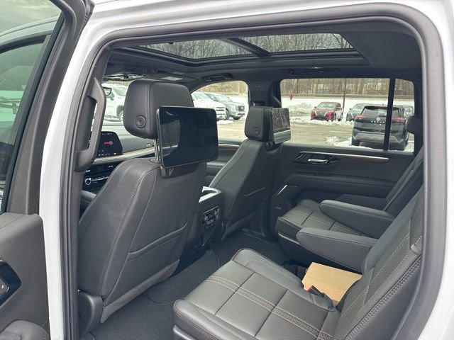 New 2026 Chevrolet Suburban High Country image 58