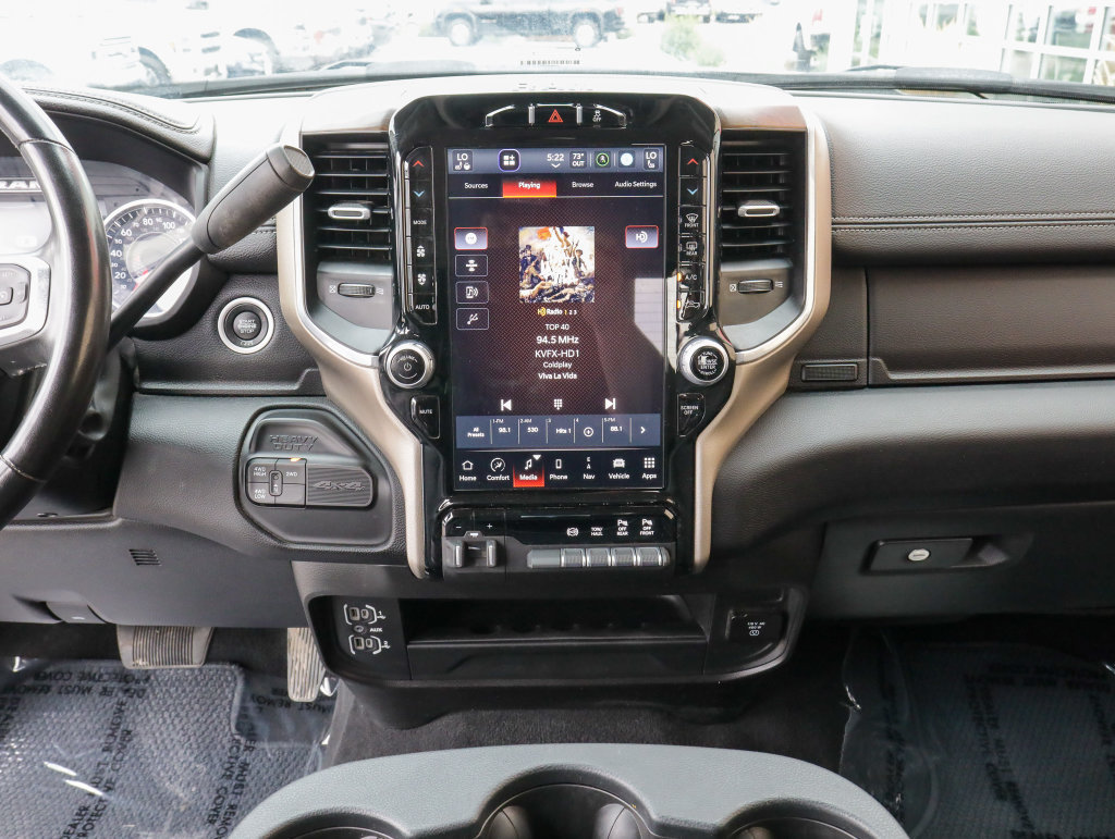Used 2024 RAM 2500 Laramie AWD/4WD image 18