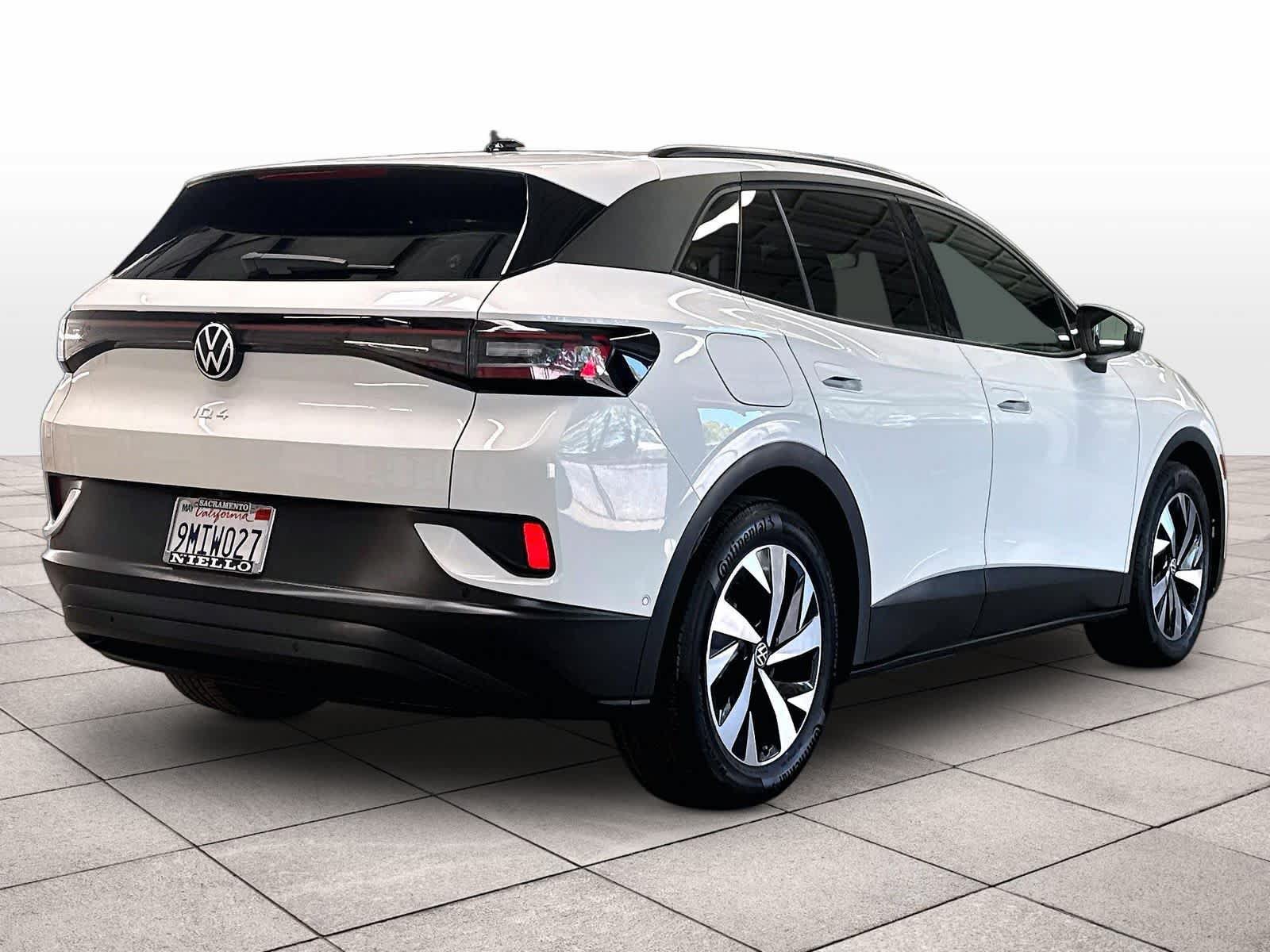 Used 2024 Volkswagen ID.4 2WD image 9
