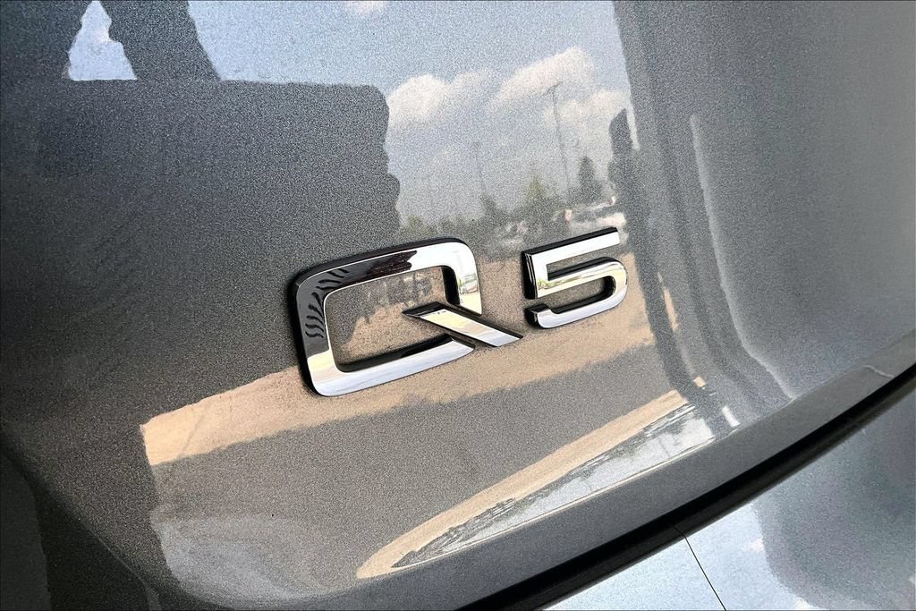 Used 2020 Audi Q5 Prestige w/ Prestige Package AWD/4WD image 40